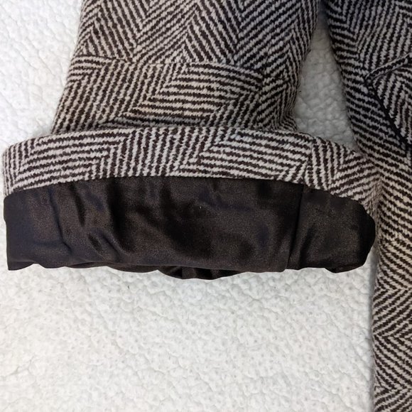 Wool Coat with lining - Picture 4 of 12